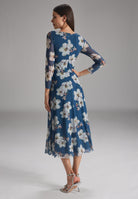 Midilanges Meshkleid mit 3/4-Arm