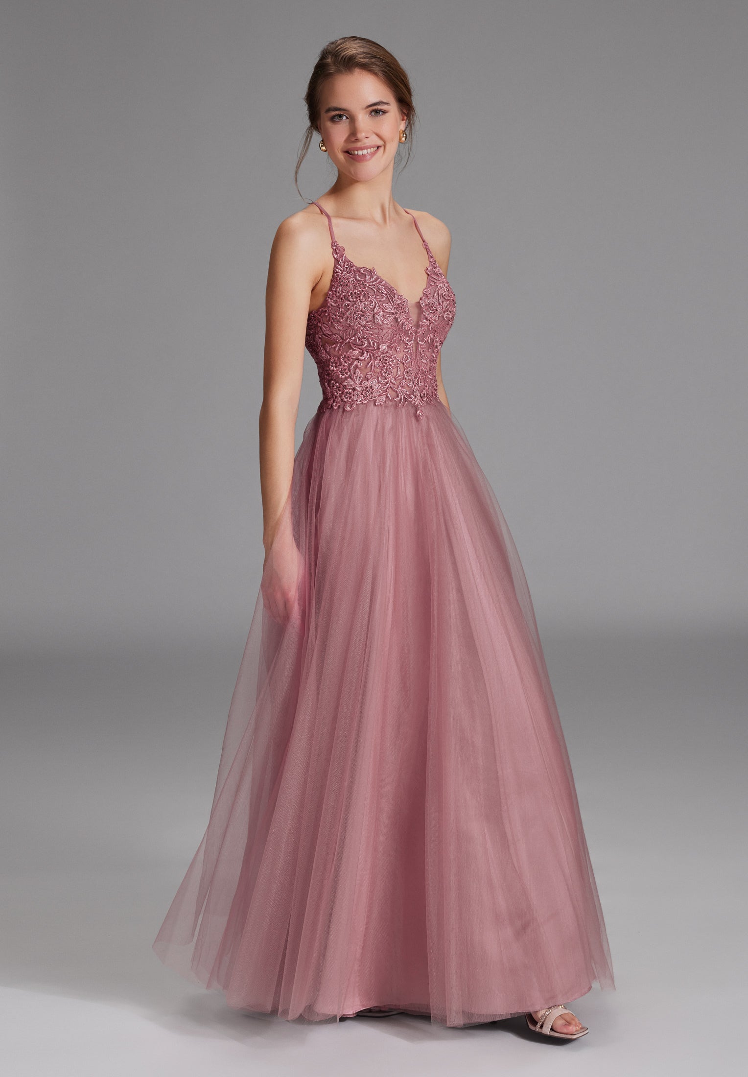 Tüll-Abendkleid mit Spitzenstickerei