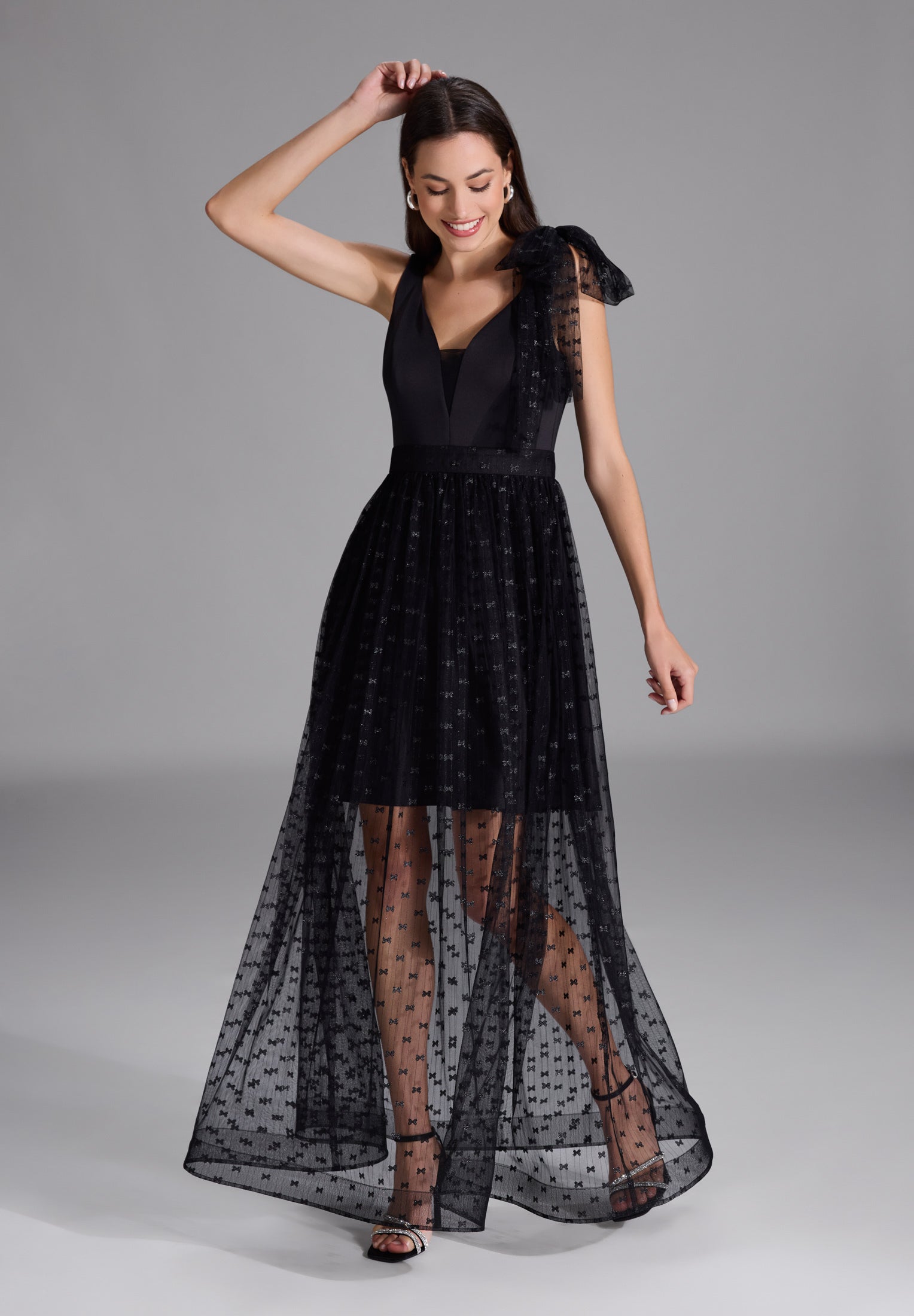 Transparentes Abendkleid aus Tüll