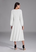 Tailliertes Midi Kleid aus Chiffon mit langen Ärmeln