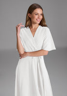 Chiffon Kleid in Wickel Optik mit Vokuhila Saum