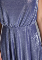 Hochgeschlossenes Abendkleid aus foliertem Jersey mit Beinschlitz