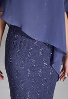 Cocktailkleid mit Überwurf