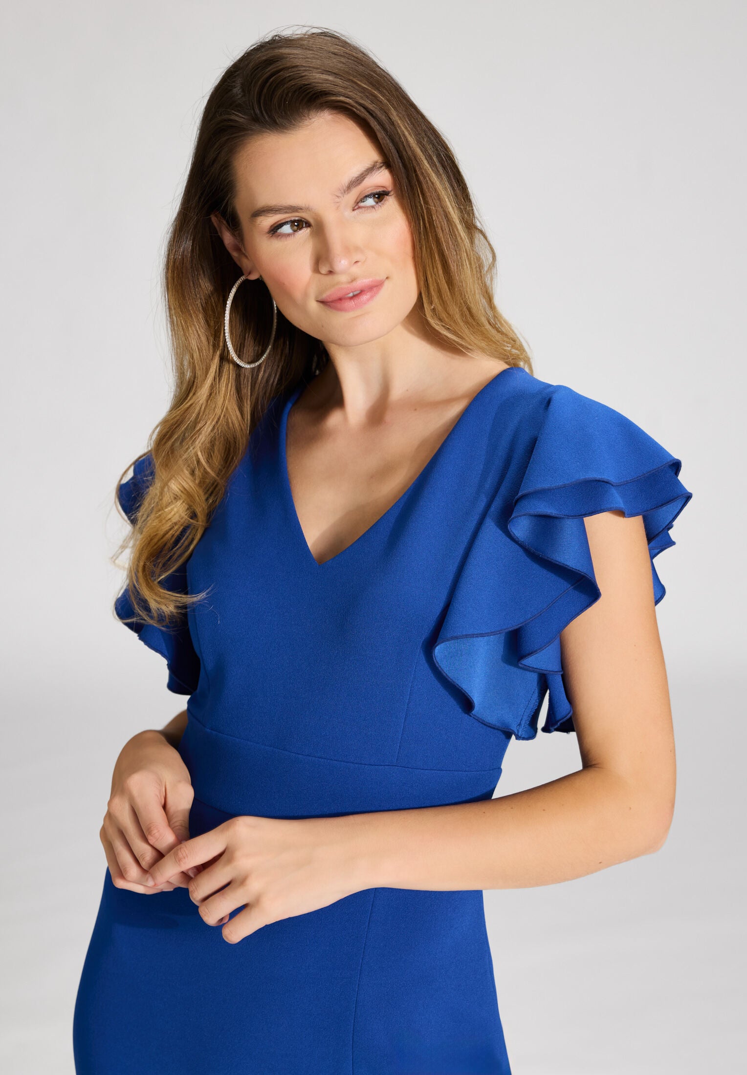 Etuikleid aus Crepe Jersey mit Volant Ärmeln