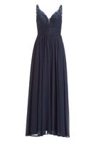 Chiffonkleid mit Spitzenstickerei