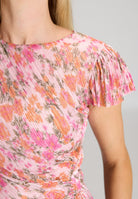 Midi Kleid aus bedrucktem Plissee Jersey mit kurzen Ärmeln