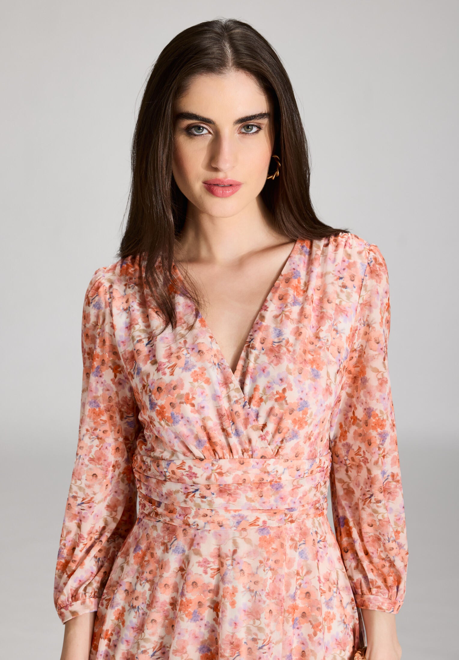 Midi Kleid aus bedrucktem Mesh mit ¾ Arm