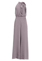 Jumpsuit mit Schluppe aus gehämmertem Satin