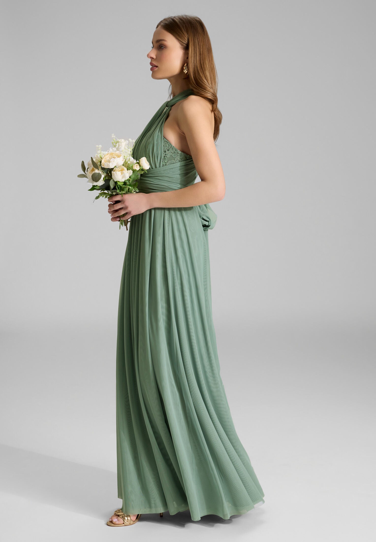 Abendkleid aus Mesh und Spitze mit verschiedenen Bindemöglichkeiten