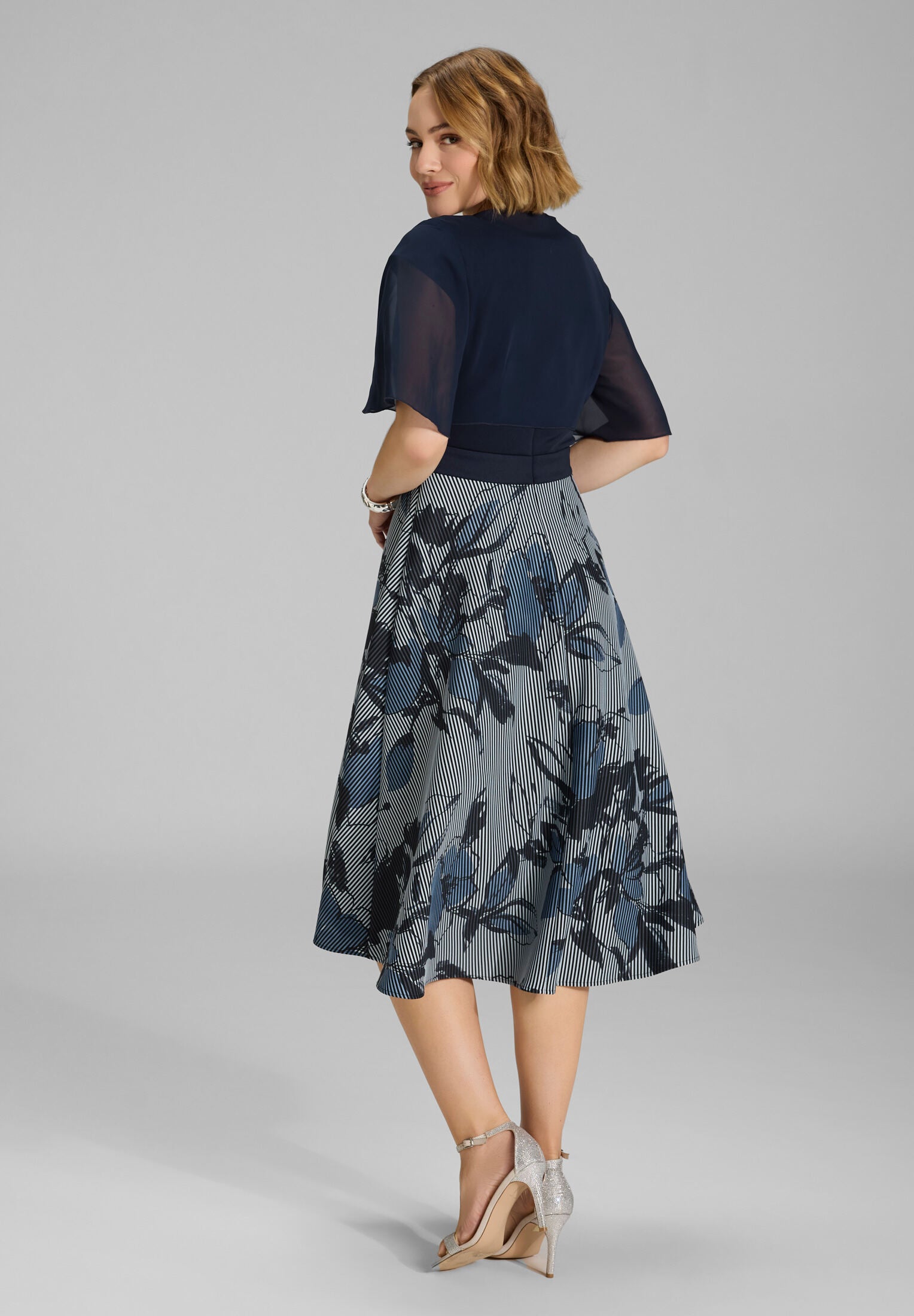 Chiffon Bolero mit Knoten