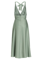 Neckholder Kleid aus Satin