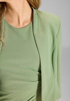 Taillierte Jacke aus Jersey Crêpe