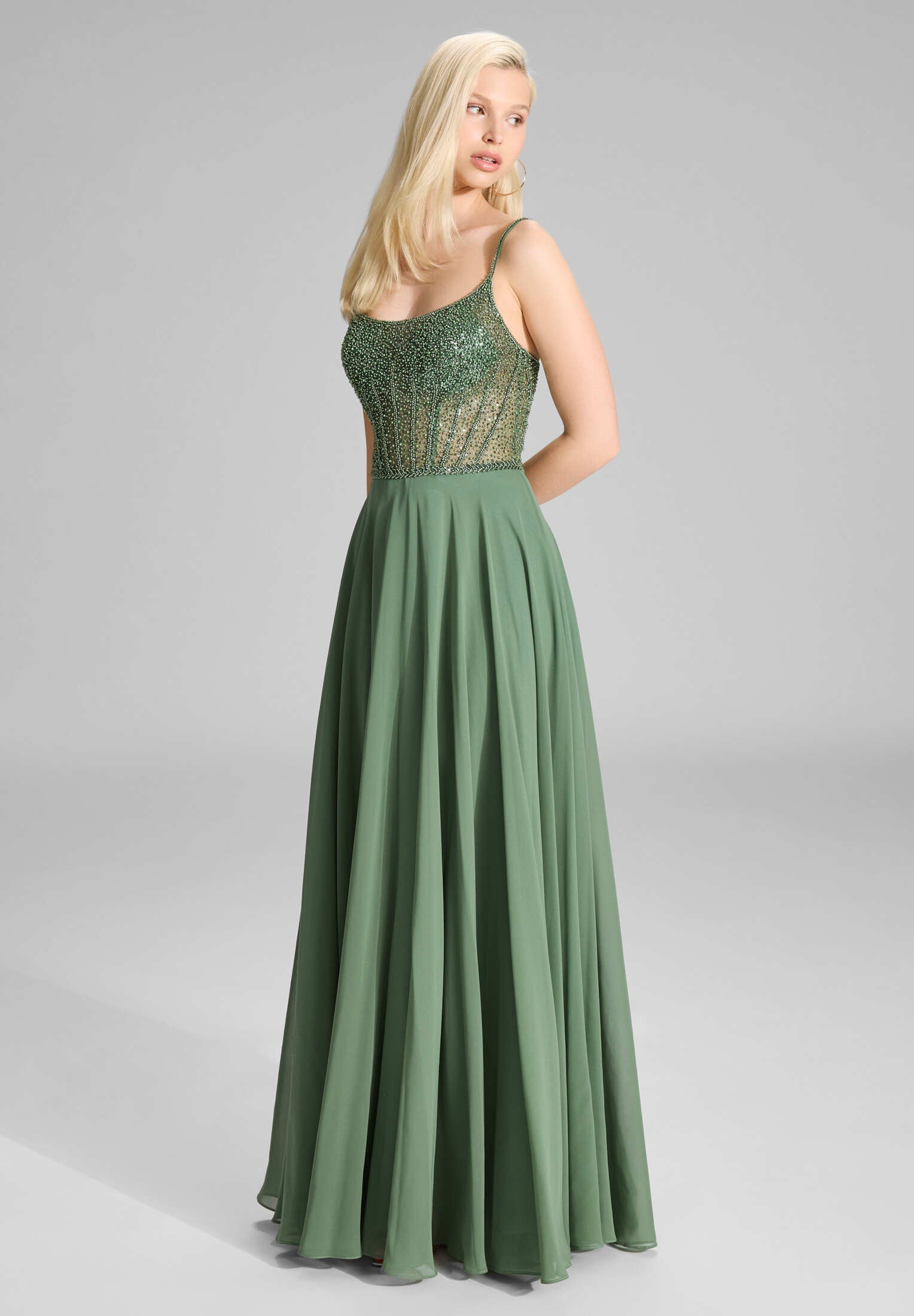Chiffonkleid mit besticktem Top