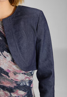 kurze Jeansjacke aus Stretch Denim