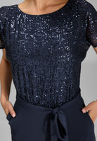 Jumpsuit mit Cut-Outs und weitem Bein