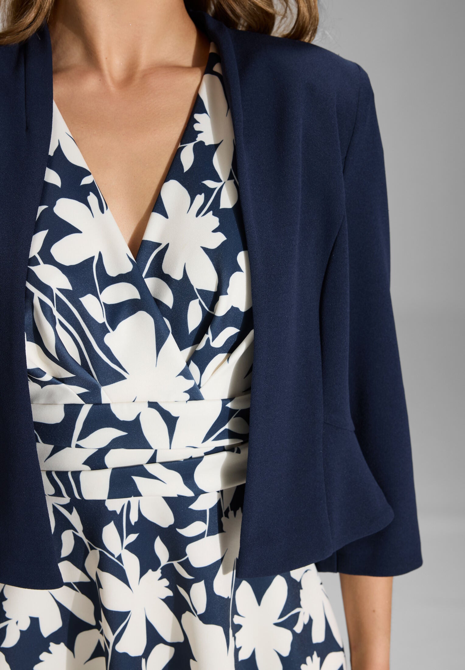 Taillierte Jacke aus Jersey Crêpe