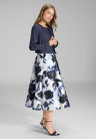 Kurze Jacke aus Stretch Denim mit aufgesetzten Taschen