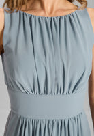 Chiffonkleid mit Taillenpasse